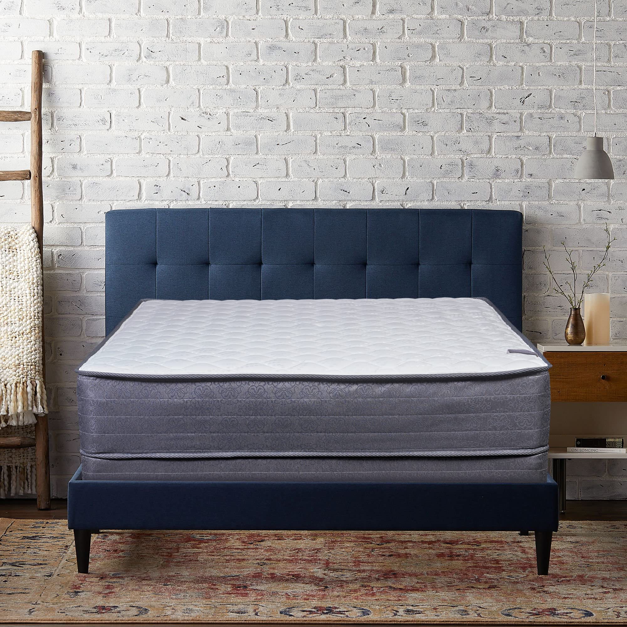 Treaton 10-Inch Medium Plush Tight Top Innerspring Mattress & 4