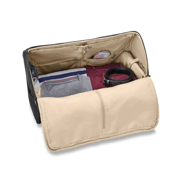 Briggs & Riley Baseline Garment Duffle Bag - Water-Resistant Travel Duffel for Business & Gym - Perfect for Carry-On Luggage & Weekend Getaways