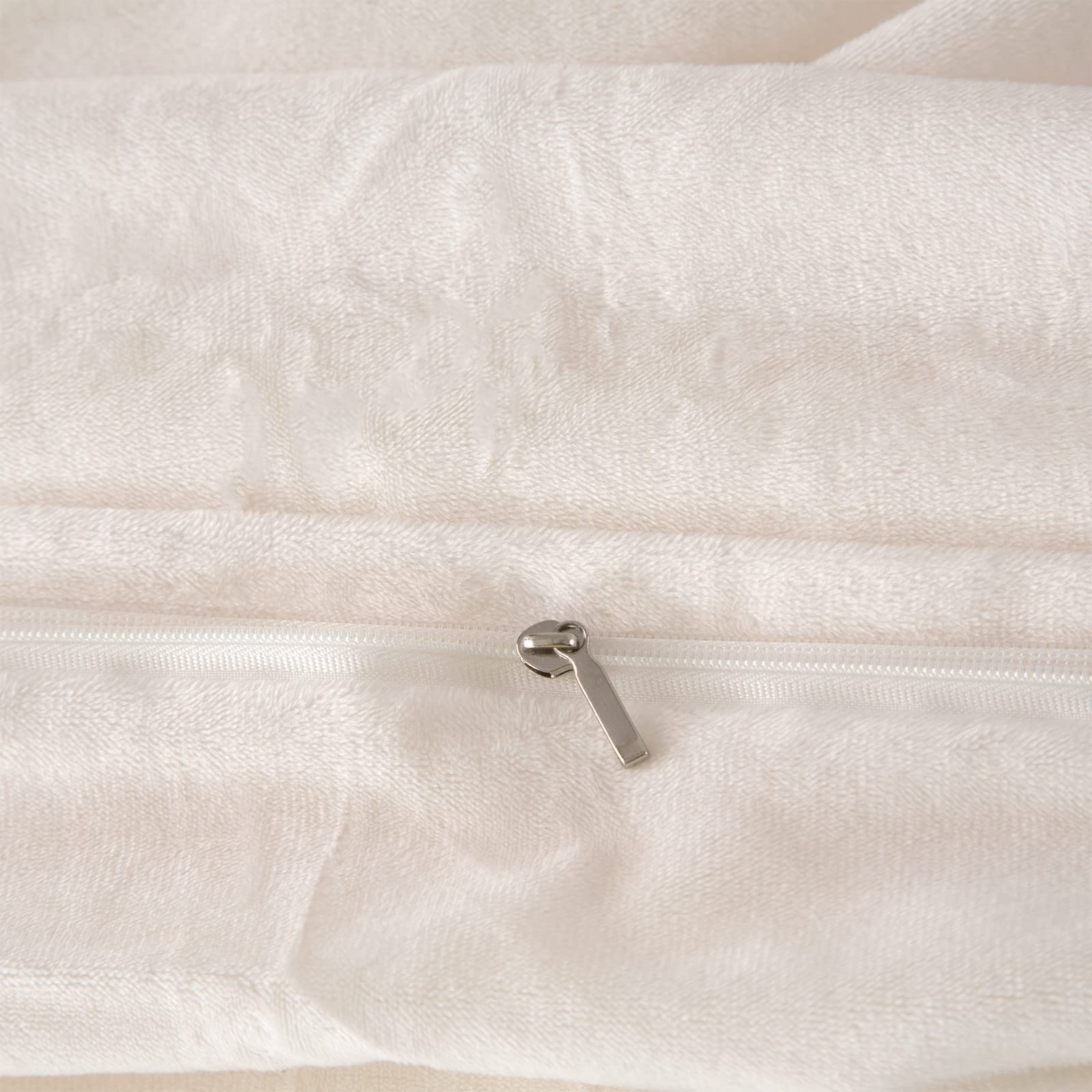 Luxury EMME Plush Shaggy White Duvet Cover Set - Queen Size 3-Piece Fuzzy Comforter Cover, Ultra Soft Fluffy Bedding for Cozy Winter Nights (White, Queen) - Perfect for Master Bedroom, Guest Room & Airbnb Stays