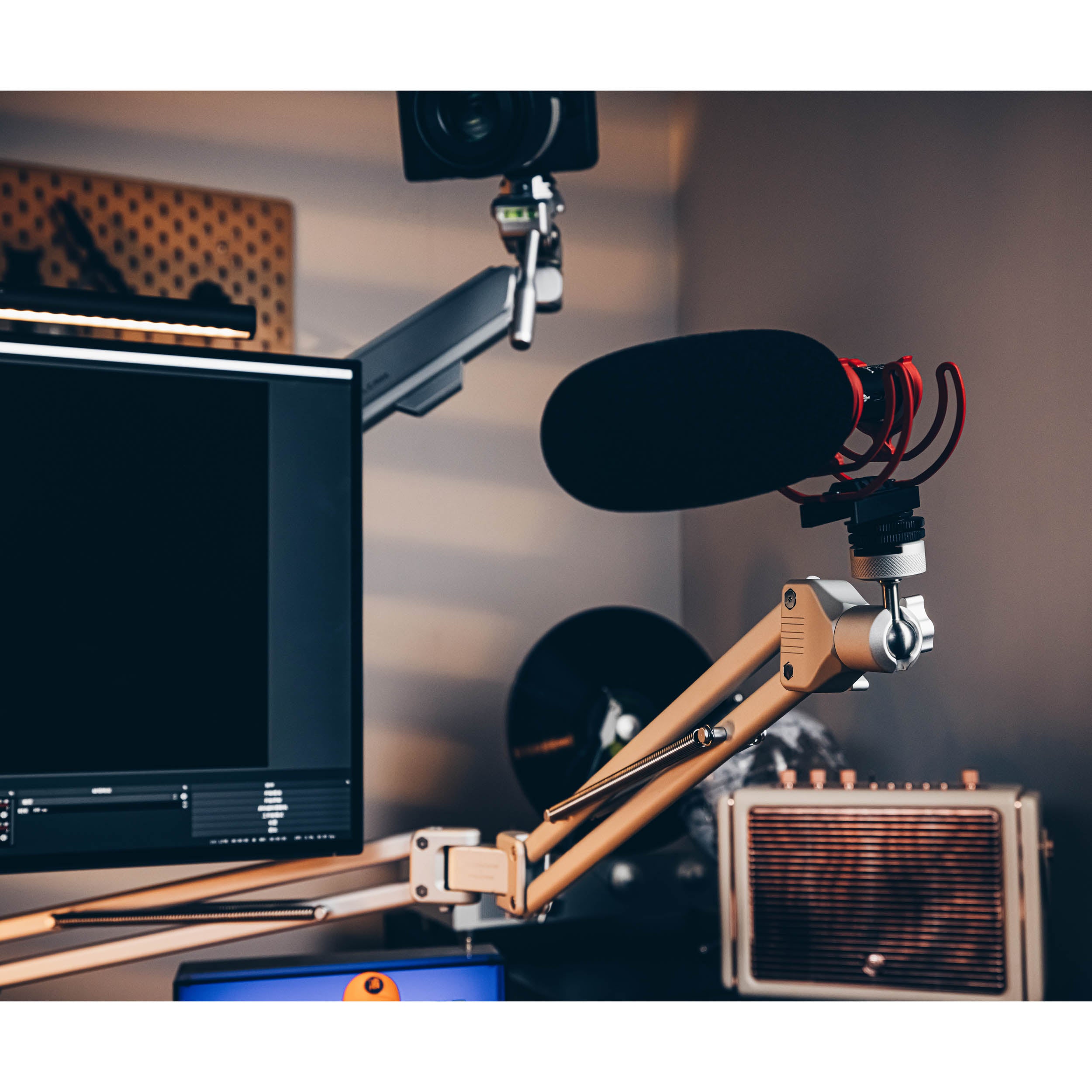 GEARTREE 2746 Adjustable Microphone Boom Arm with Spring Suspension - Perfect for Podcasting, Streaming & Home Studio Recording