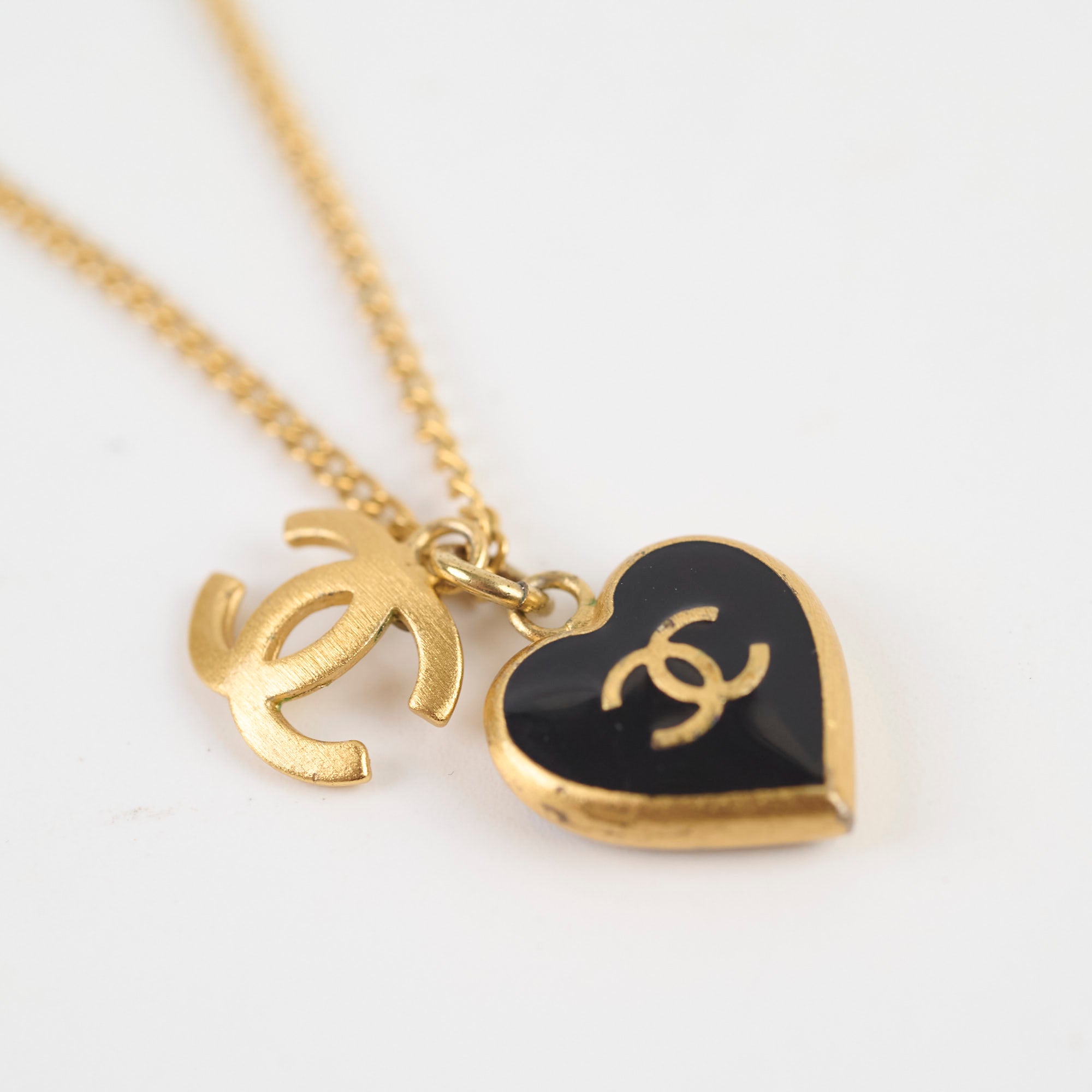 Chanel CC Heart Enamel Gold Tone Necklace - Luxury Fashion Jewelry for Women, Perfect Gift for Valentine's Day, Anniversary & Special Occasions