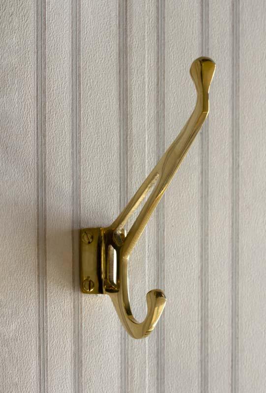 Vintage Brass Coat Hooks - Heavy Duty Wall Mounted Hangers for Hats, Robes & Coats - Perfect for Entryway, Bedroom & Closet Organization