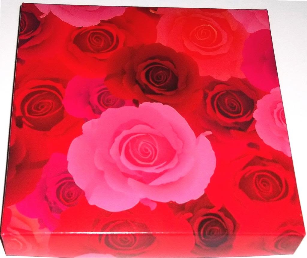 Dark Chocolate Cookies & Cream Truffles 8oz - Pink Roses Gift Box for Valentine's Day