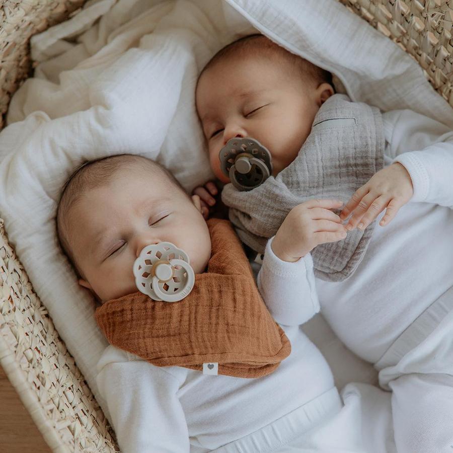 Best Baby Bibs & Dummies Twin Pack for 6-18 Months - Soft Round Pacifiers & Drool Bibs Set for Feeding, Teething & Mess-Free Mealtime
