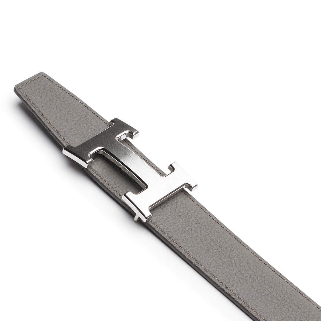 Hermès Paris H Buckle Reversible Leather Belt 32mm Black & Étain - Luxury Unisex Fashion Accessory for Office & Casual Wear