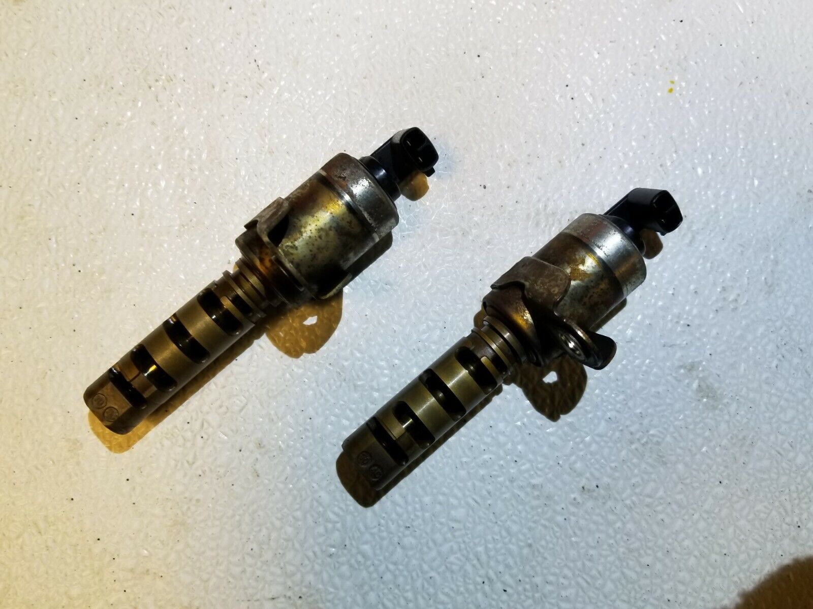 02 08 Jaguar X-Type 3.0L VVT Variable Timing Solenoid Valve - OEM Replacement (2-Pack) - Fits 86K Miles - Improve Engine Performance & Fuel Efficiency