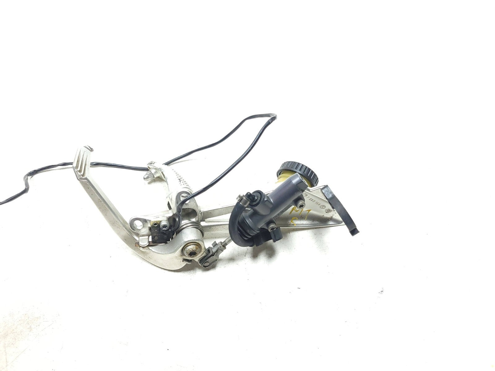05-08 BMW K1200R K1200 Right Front Foot Peg & Brake Pedal with Master Cylinder - OEM Replacement Part for Motorcycle Repair & Riding Comfort
