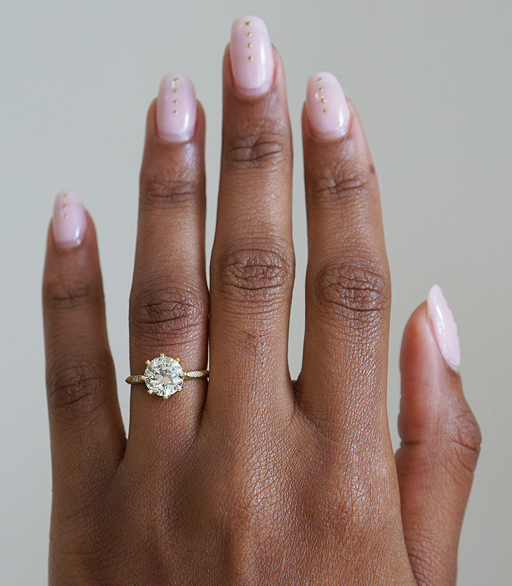 2 Carat Round Solitaire Diamond Ring for Women - Classic Engagement & Wedding Band - Perfect for Proposals, Anniversaries, and Special Occasions