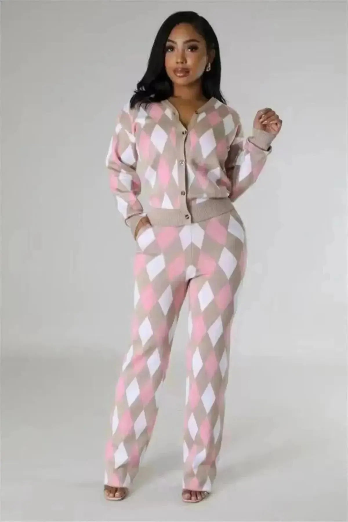 Stylish Women's Knit Geometric Print Two-Piece Pants Set | Trendy Outfit for Casual Wear, Office & Date Nights