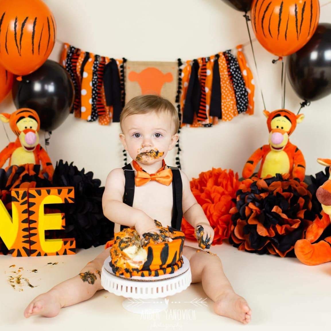 44-Piece Tiger Stripes Balloon Set - 40 Latex Balloons & 4 Foil Balloons for Jungle Theme Party Decorations | Perfect for Birthday, Baby Shower, and Safari-Themed Events