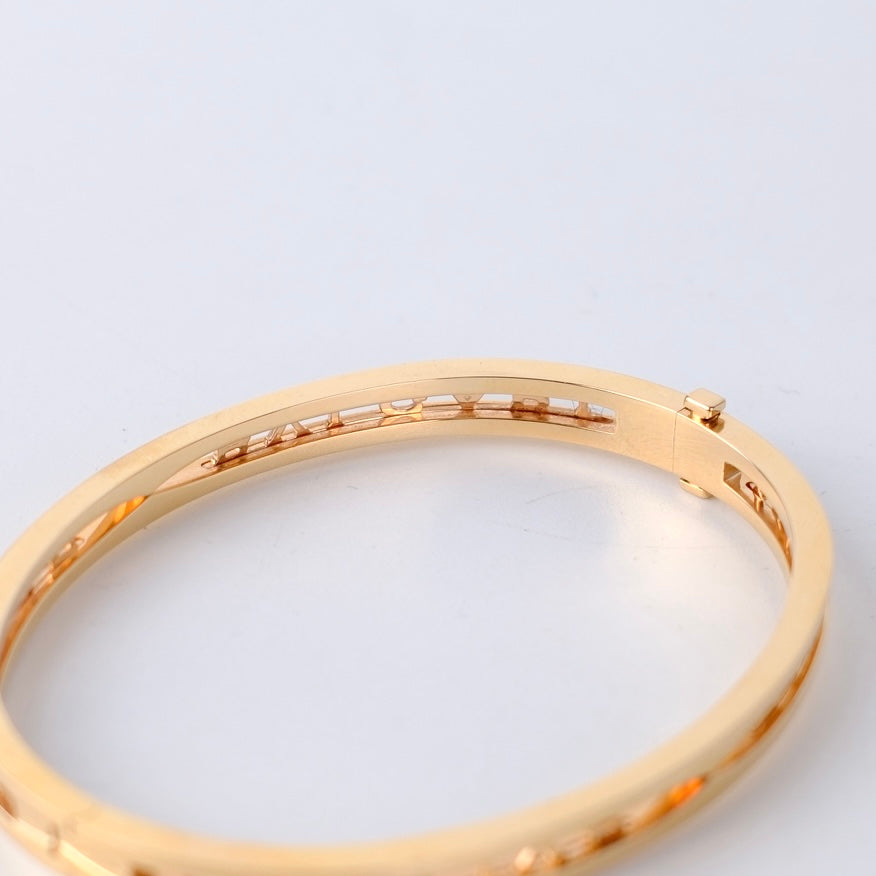 Bvlgari B Zero1 18K Gold Bracelet for Women - Size S/M - Luxury Italian Jewelry for Gifts, Anniversaries & Special Occasions