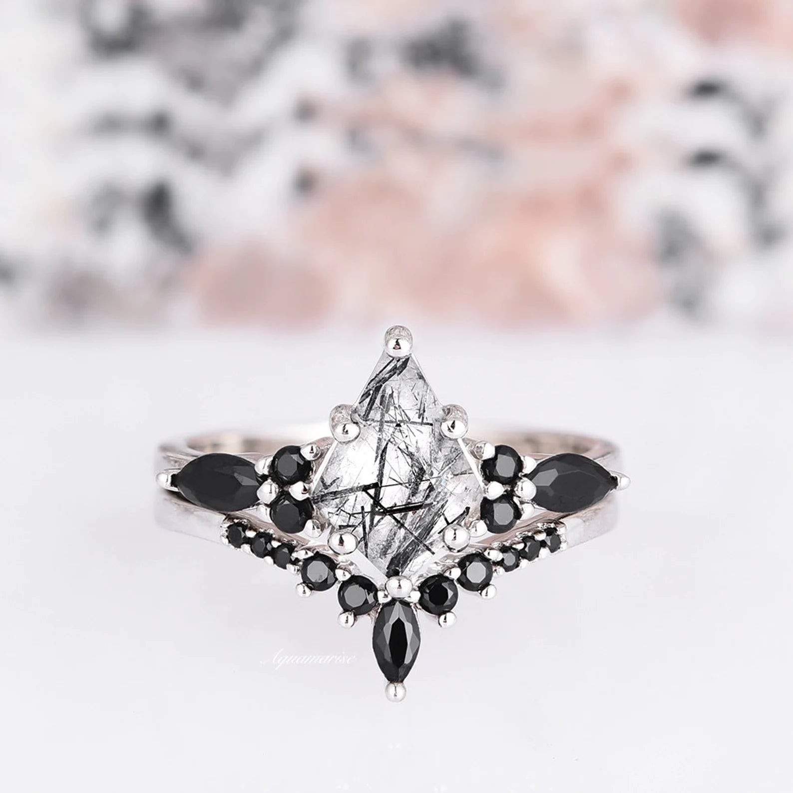 Skye Kite™ Rutilated Quartz & Black Onyx Couple Rings for Men and Women - Matching His & Hers Wedding Bands, Anniversary Gifts - Perfect for Romantic Dates, Proposals, and Special Occasions