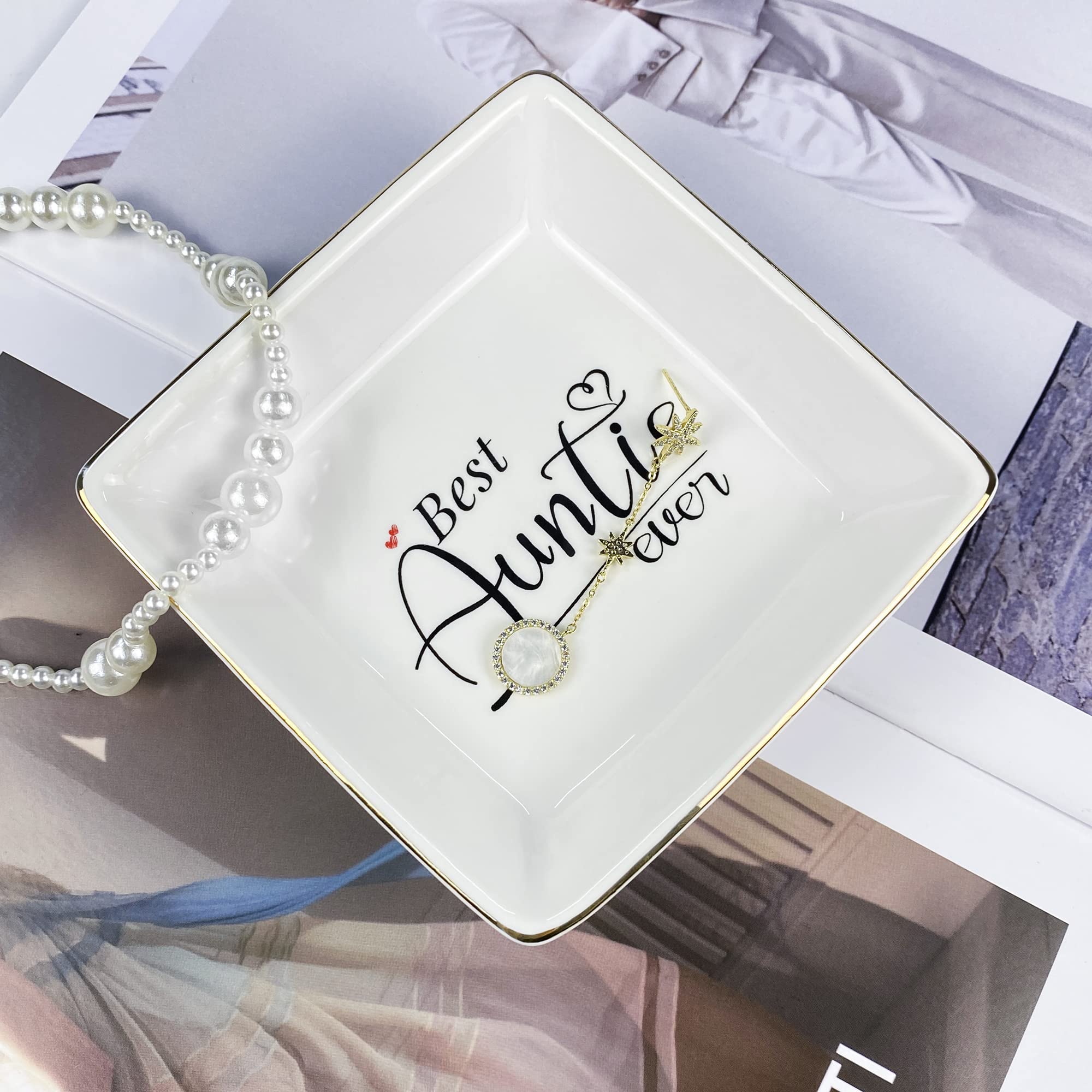 Best Aunt Ever Jewelry Dish Trinket Tray - Unique Gifts for Women, Niece & Nephew - Perfect for Birthday, Valentine's Day, Thanksgiving & Christmas - Elegant Home Decor & Jewelry Organizer for Special Occasions