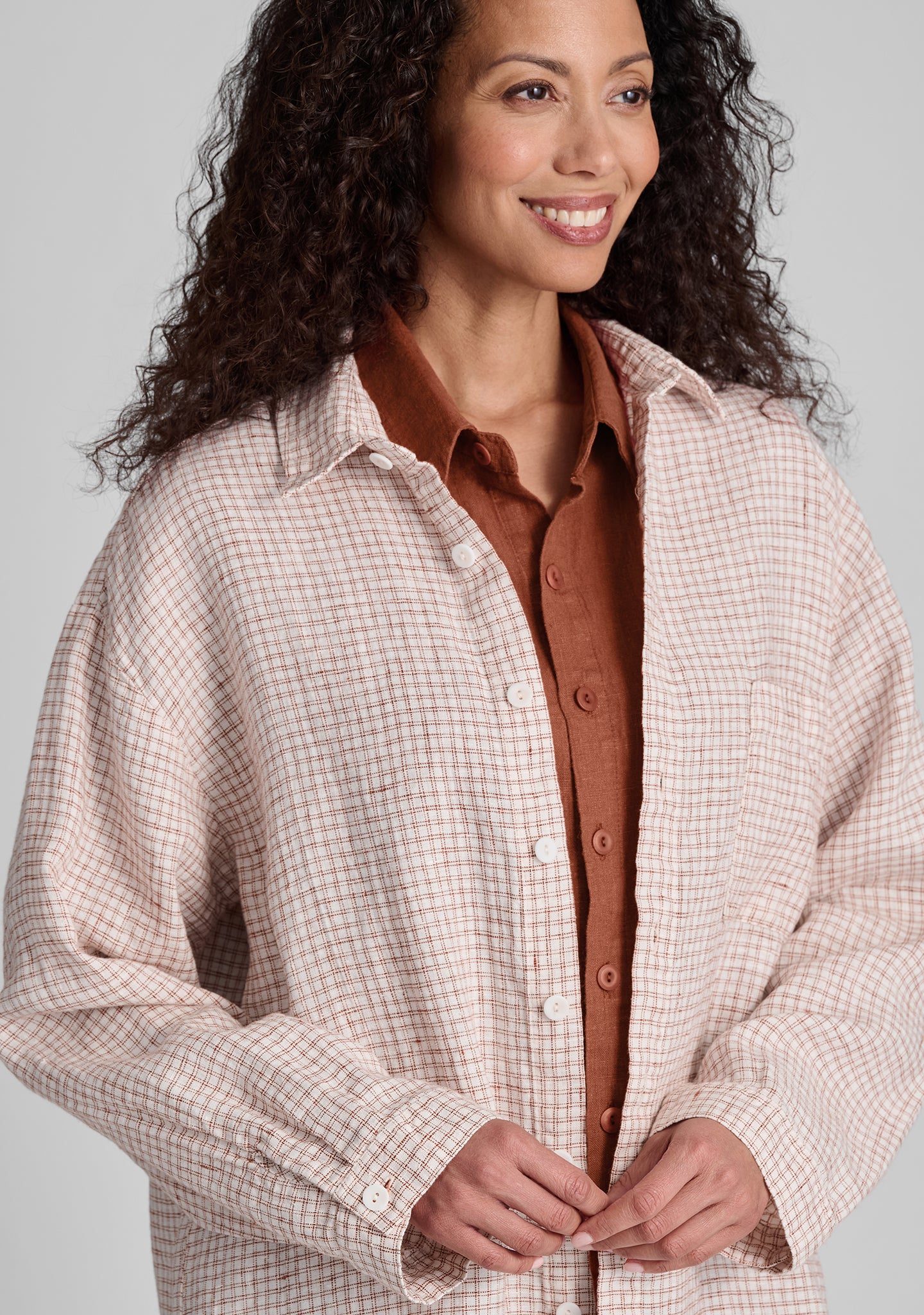 Premium Linen Button Down Shirt for Men & Women | Breathable & Comfortable Casual Wear | Perfect for Office, Travel & Summer Outfits