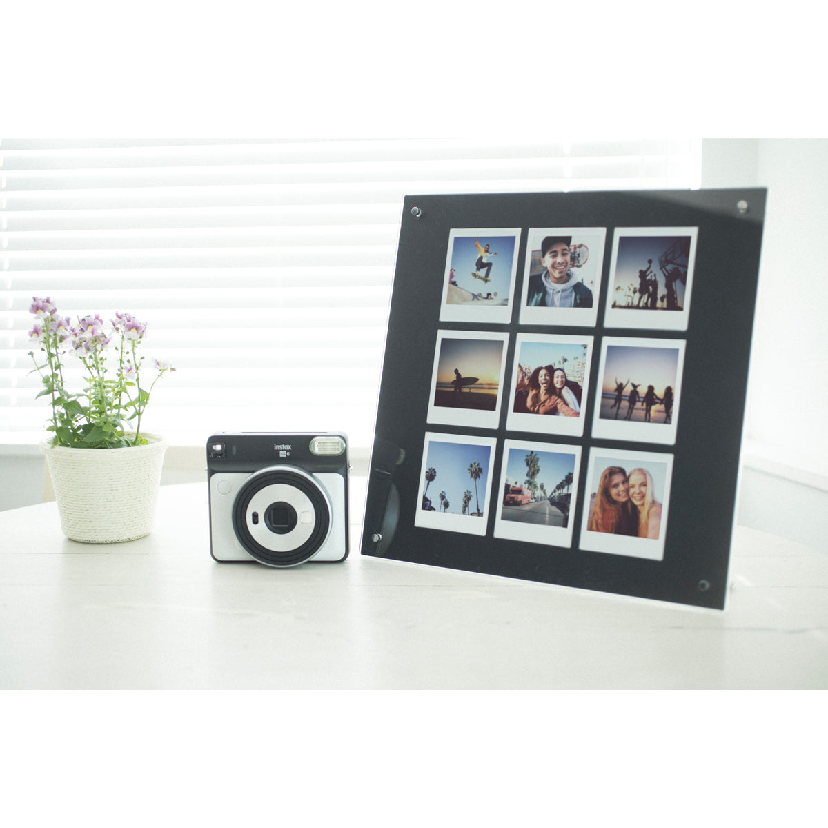 Fujifilm INSTAX Square SQ6 Instant Camera - Pearl White | Instant Film Photography for Travel, Parties & Memories | Perfect Gift for Photographers & Beginners