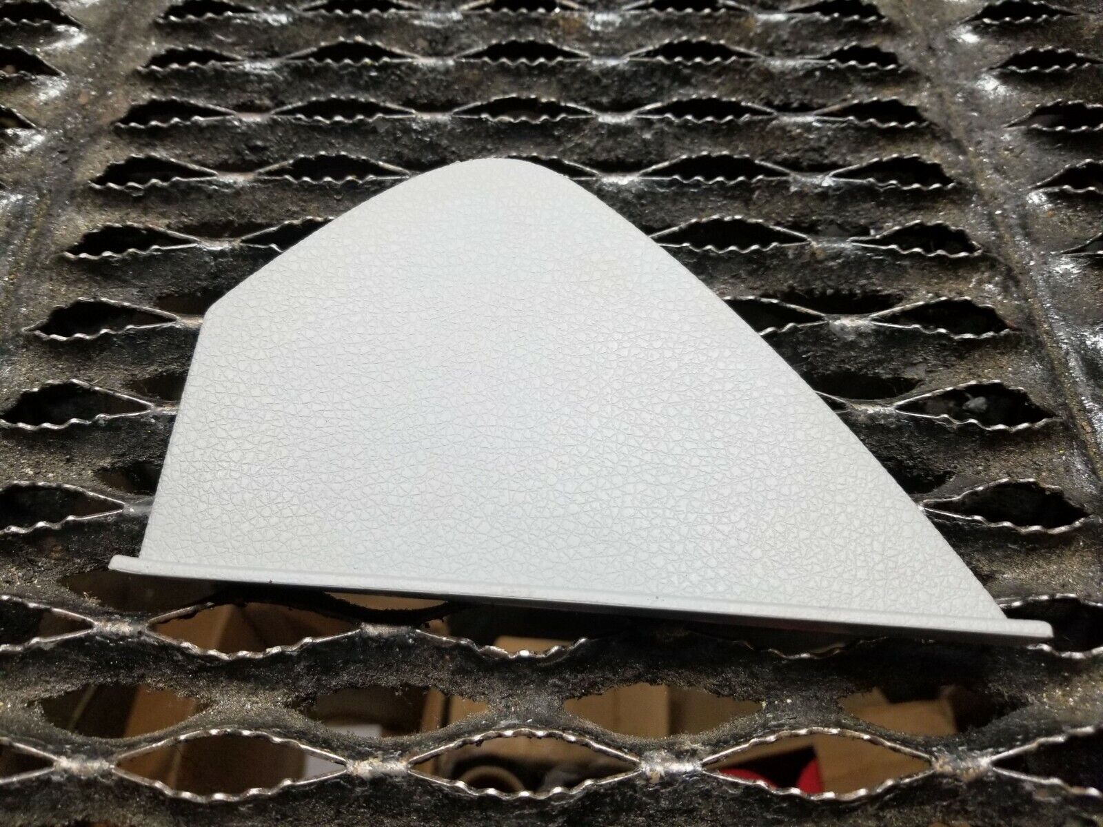 2005-2009 Ford Mustang Convertible Dash End Cap Cover - Left Driver Side OEM Replacement Part #44k - Perfect for Interior Restoration & Car Customization