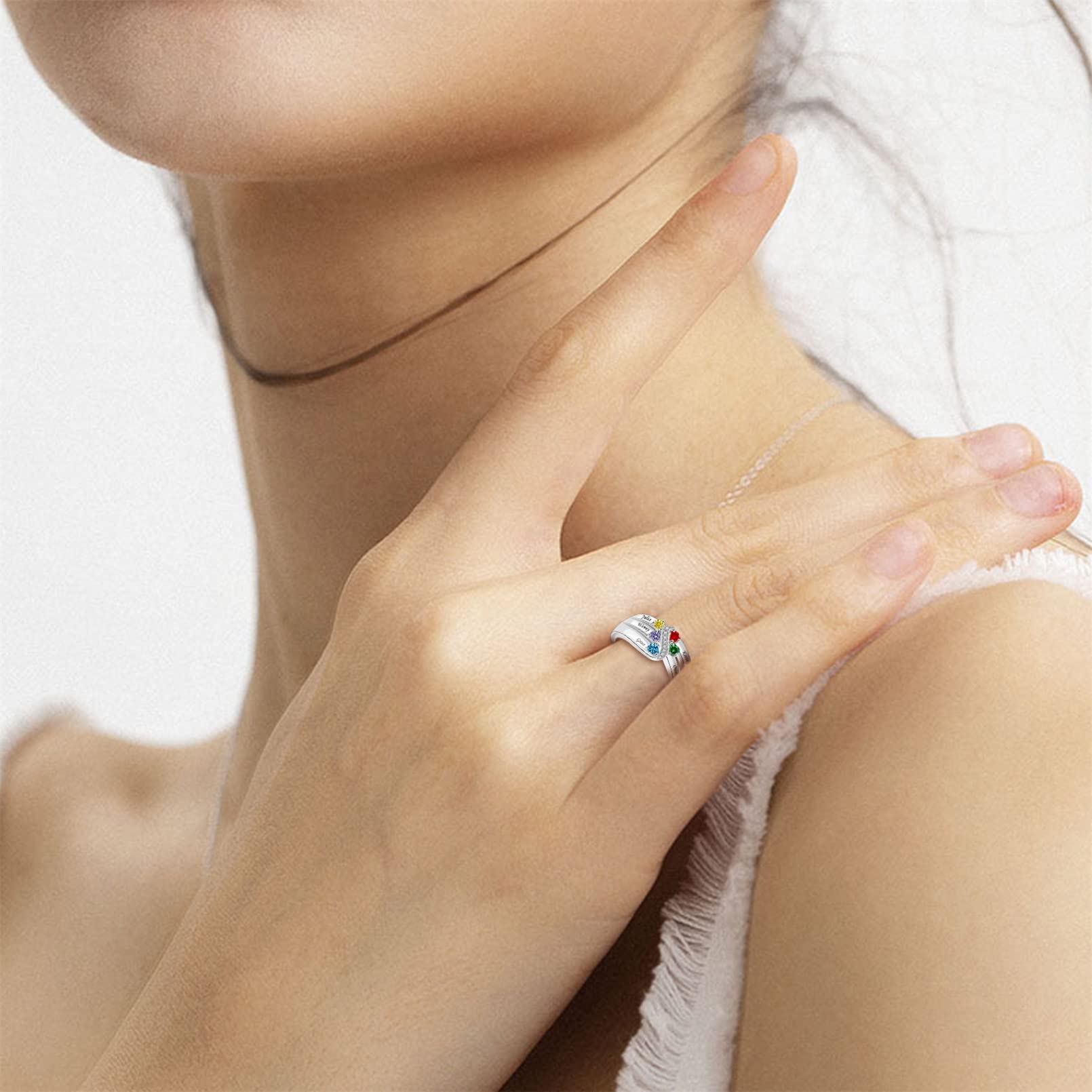 Personalized Mothers Ring with 1-6 Birthstones | 925 Sterling Silver Custom Engraved Mom Ring | Family Jewelry Gift for Women, Wife, Grandma | Perfect for Mother's Day, Birthday, Anniversary & Special Occasions