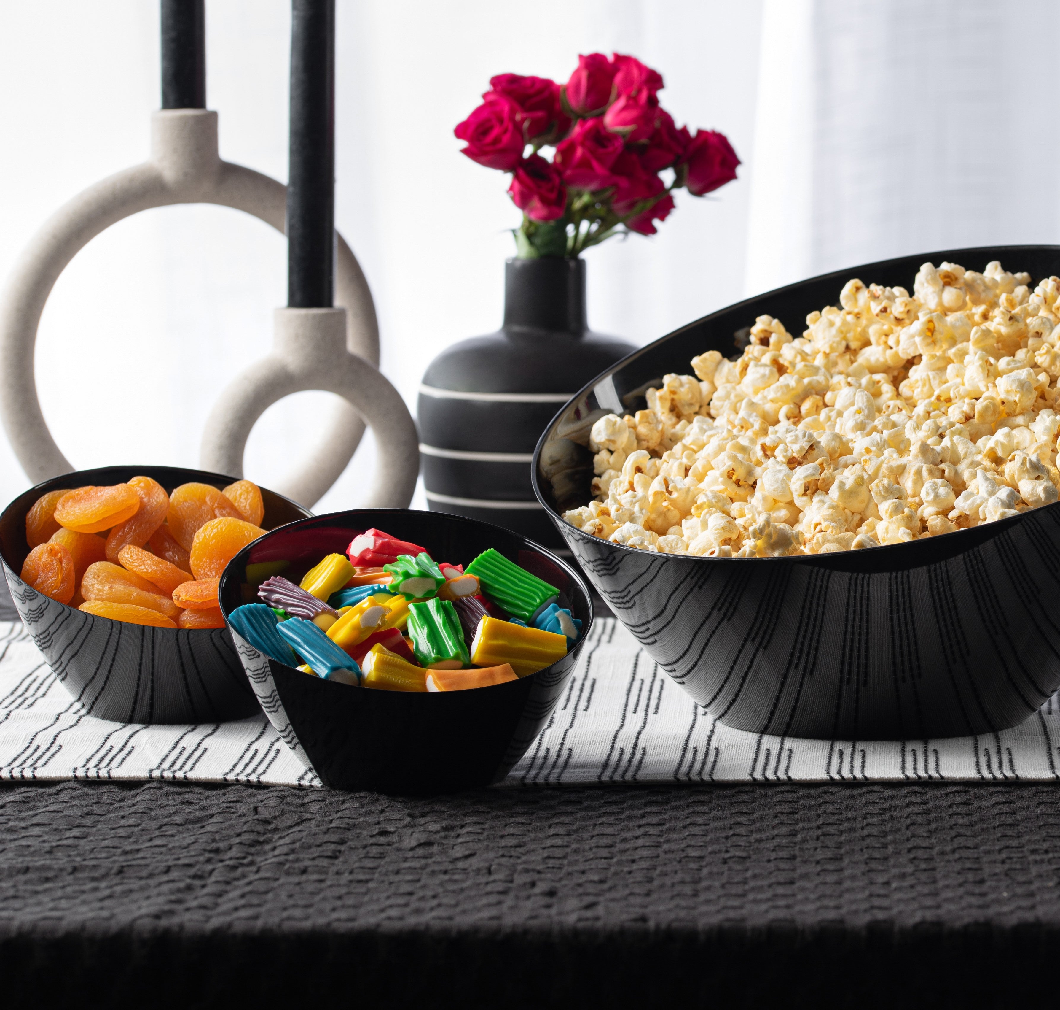 5 Pack Black Angled Plastic Serving Bowls - Durable Party Dishes for Salads, Snacks & Entertaining - Perfect for BBQs, Picnics & Family Gatherings