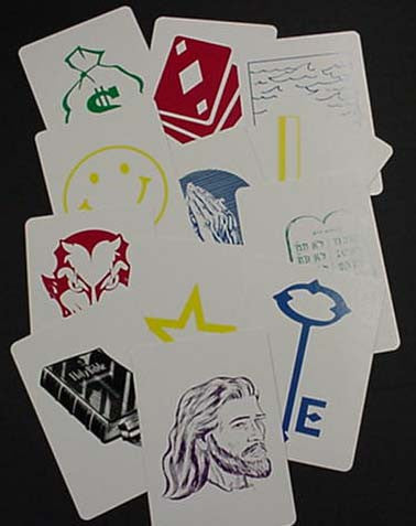 KEY TO THE KINGDOM Pocket Game - Fun Family Board Game for Kids & Adults - Perfect for Travel, Parties & Family Game Nights