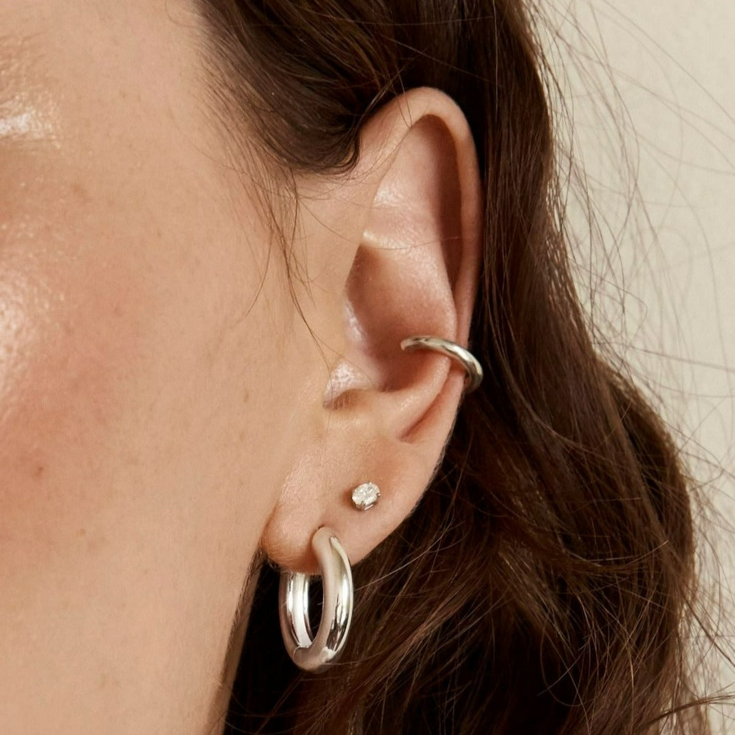 Silver Midi Curve Hoop Earrings for Women - Trendy Minimalist Jewelry for Everyday Wear, Date Night & Office Outfits