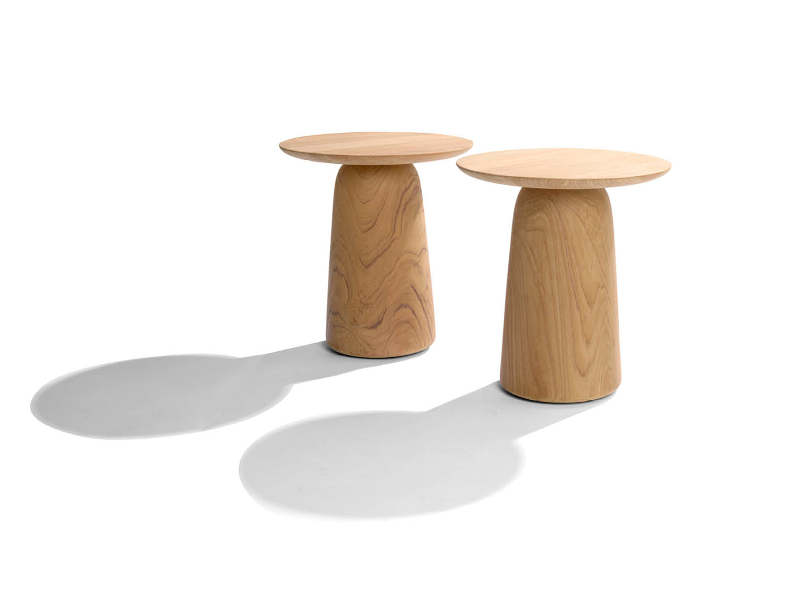 Modern Dunes Side Table - Small Accent Table for Living Room, Bedroom, or Patio - Stylish End Table with Wooden Frame & Woven Rattan Design - Perfect for Coffee, Books, or Decor