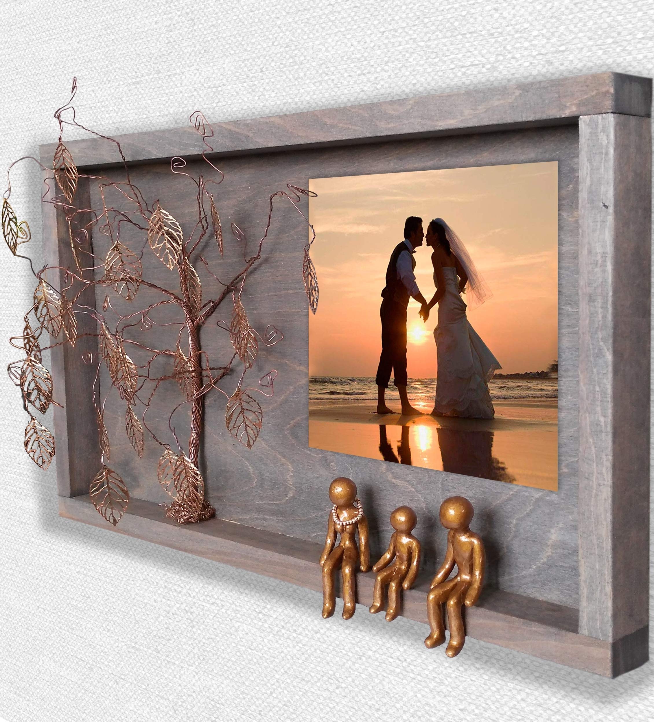 Personalized Tin Bronze Anniversary Family Tree Wedding Photo Frame - Custom Name Engraved Shadow Box Display Case for 6, 8, 10, 12 Years - Unique Gift Ideas for In-Laws, Wife, Husband Birthday - Perfect for Home Decor, Wall Display & Kitchen Ornaments (Adornos Para la Cocina)