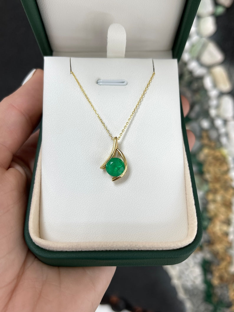 2.0ct 14K Gold Kanji-Shaped Colombian Emerald Round Cut Solitaire Pendant Necklace - Elegant Jewelry for Special Occasions, Gifts & Daily Wear