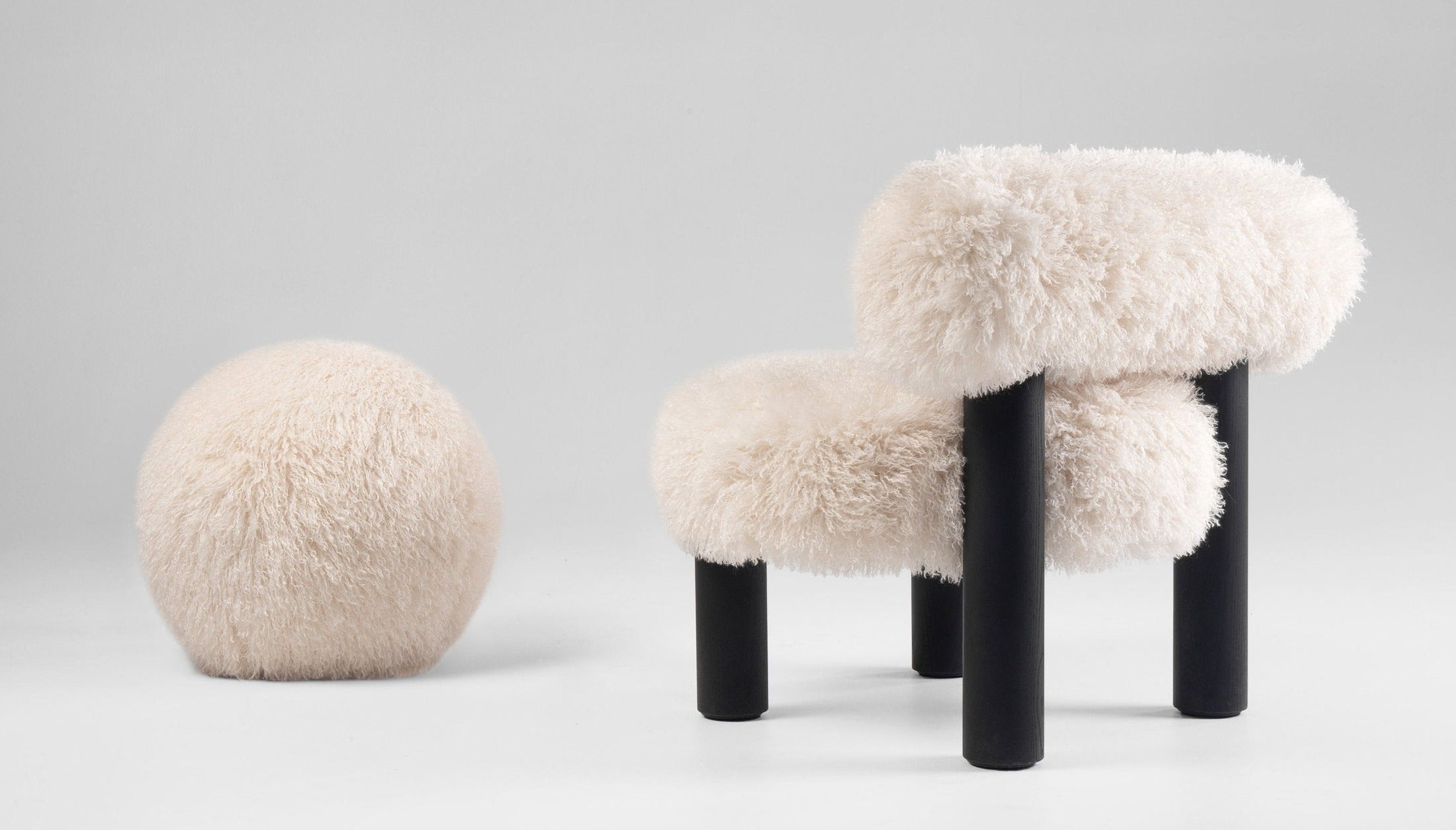 Noom Gropius Low Chair CS2 Fluffy Edition - Modern Plush Lounge Chair for Living Room, Bedroom & Office Comfort