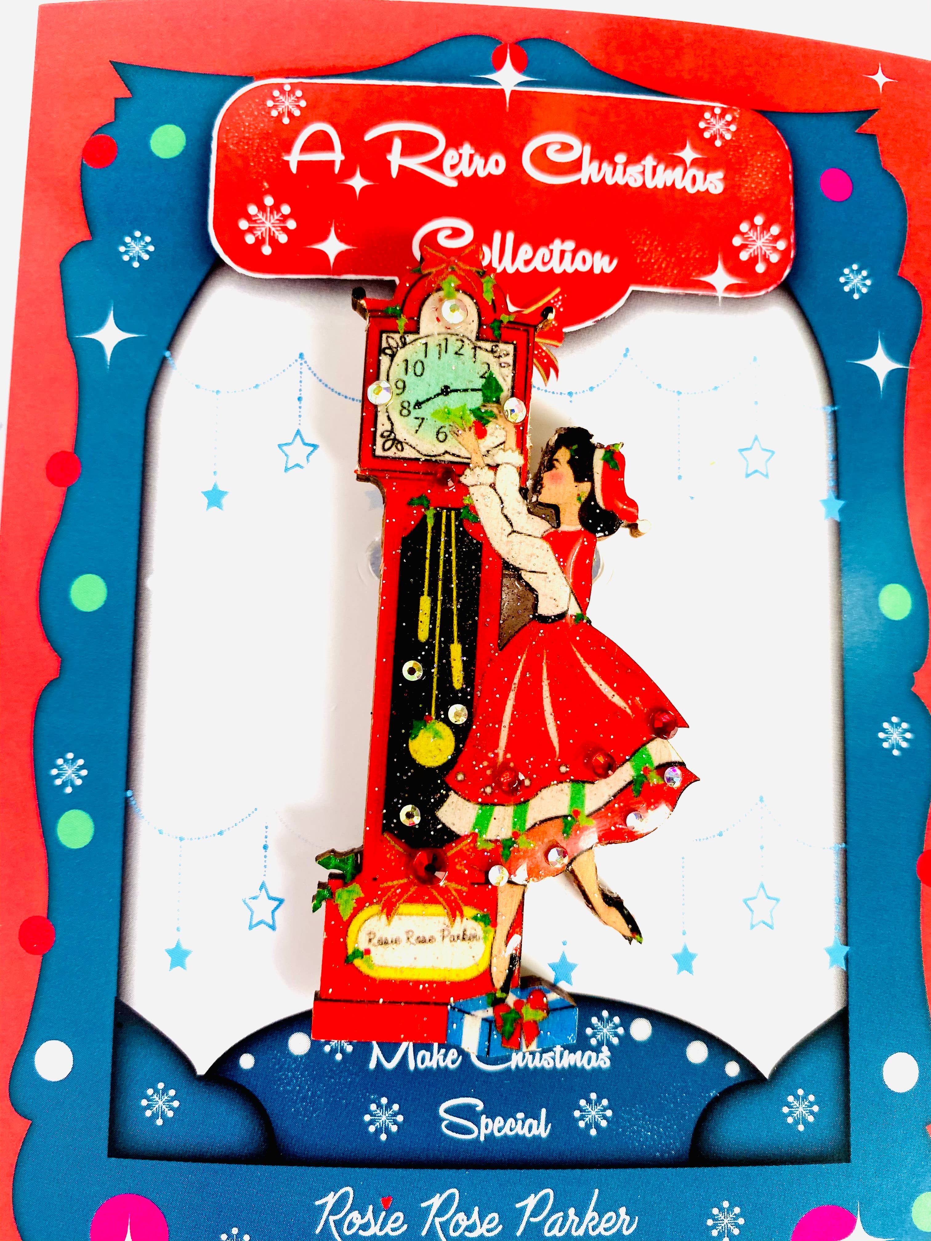 Vintage Christmas Eve Grandfather Clock Brooch - Elegant Holiday Jewelry for Women | Perfect for Christmas Parties, Gift Giving & Festive Outfits