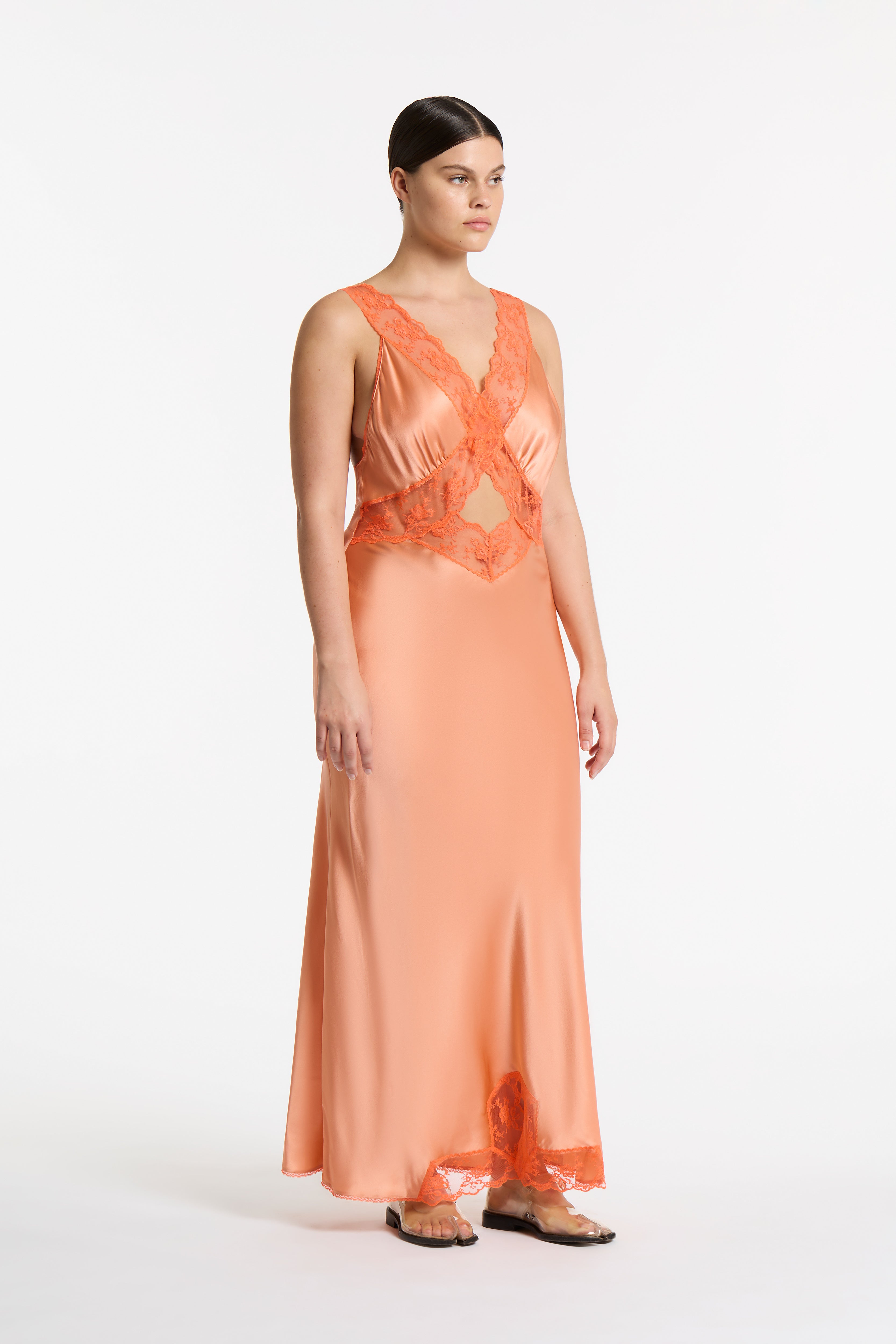 Elegant Aries Cut Out Gown - Sexy Backless Evening Dress for Women, Perfect for Prom, Party & Special Occasions