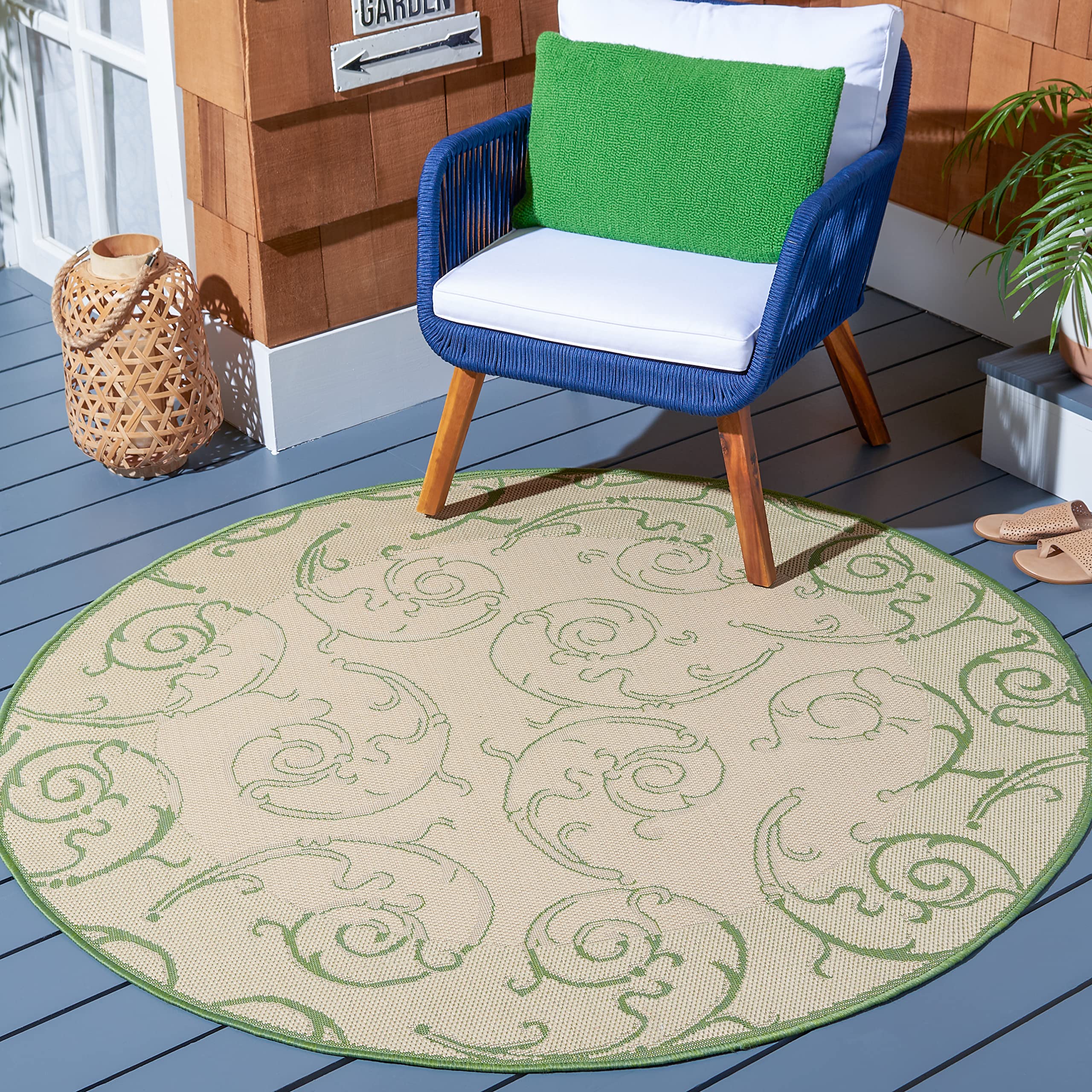SAFAVIEH Courtyard Collection 7'10