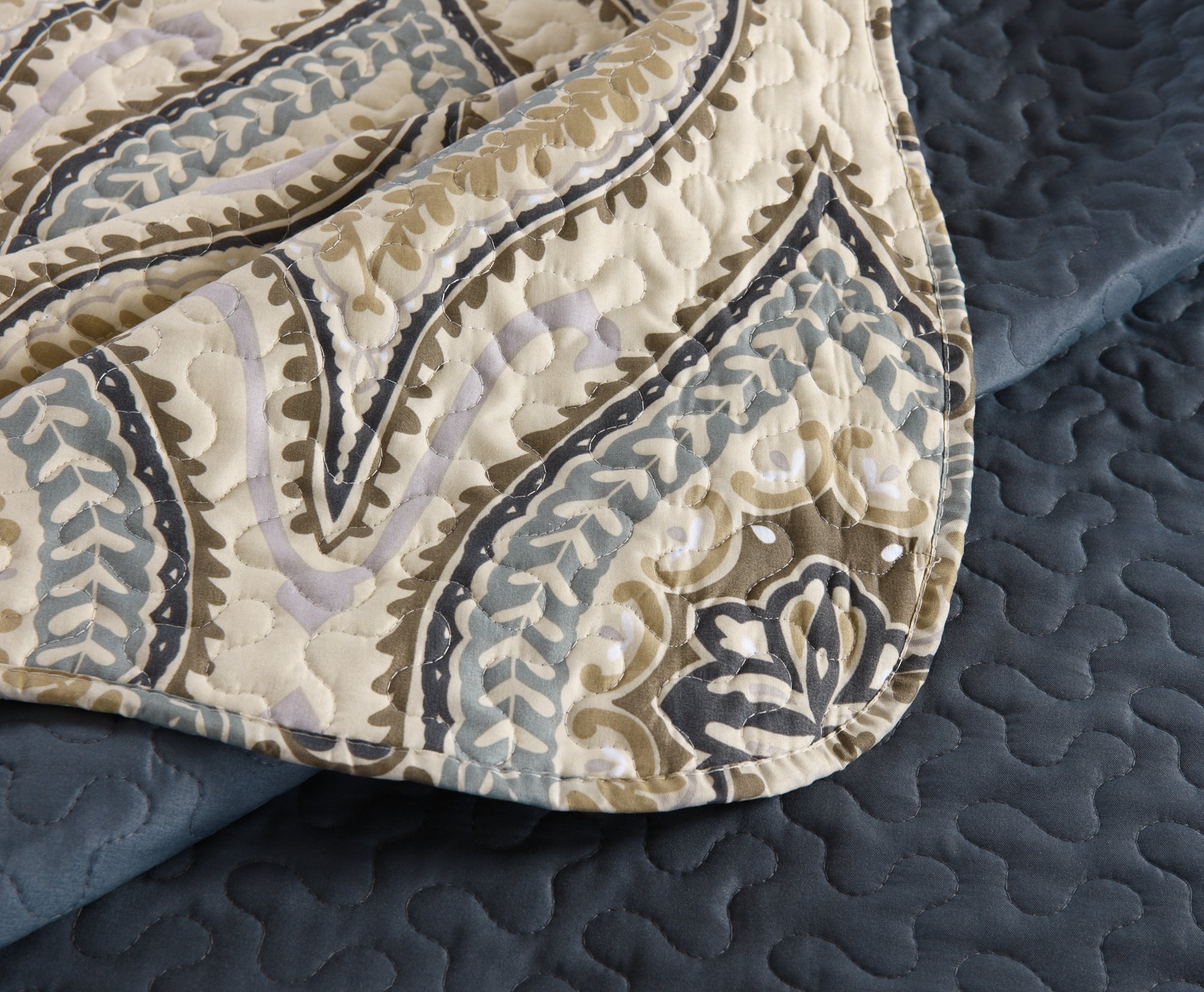 MarCielo 3-Piece Queen Size Quilted Bedspread Set - Lightweight Oversized Printed Quilt Coverlet & Throw Blanket in Dark Grey (Joni Design) | Perfect for Bedroom Decor, Guest Room, and Cozy Home Styling