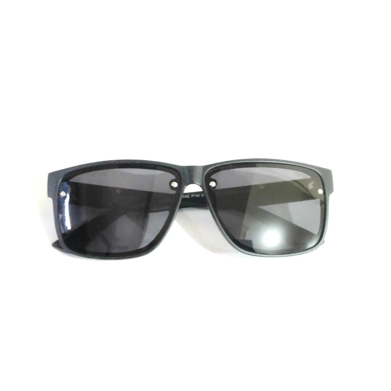 Black Classic Square Polarized Sunglasses for Men & Women - UV Protection, Stylish Unisex Shades for Driving, Beach & Outdoor Activities