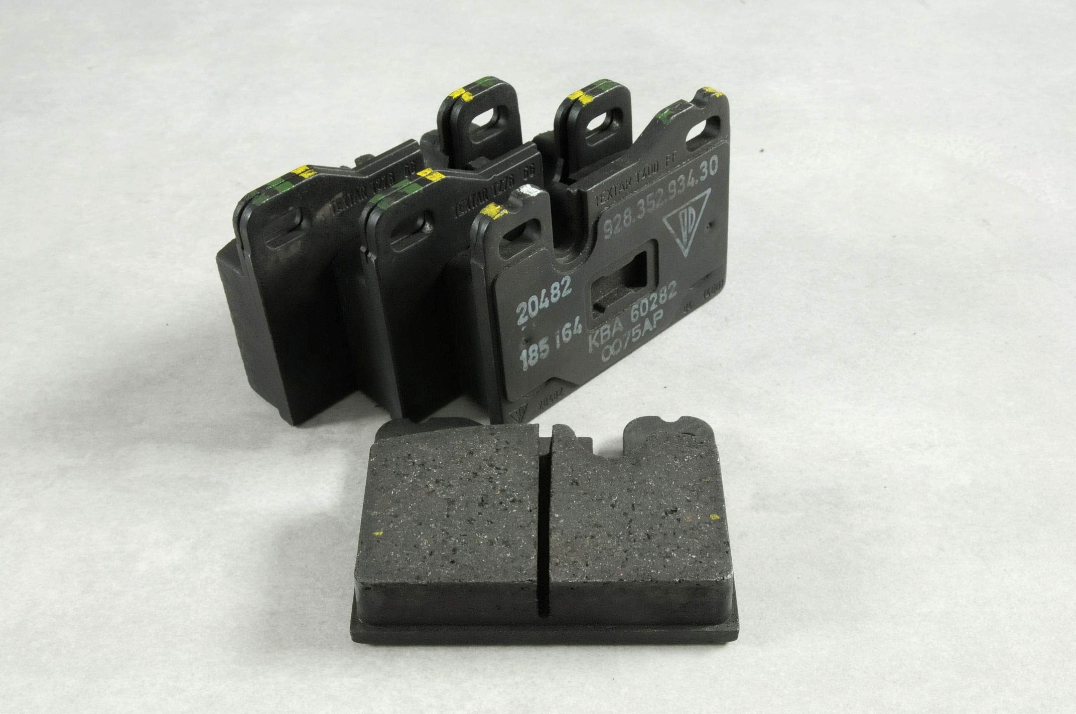 Porsche 928 352 951 02 Brake Pads Set - Premium Disc Brake Pads for Porsche 928 Models - High Performance Brake Pads for Smooth Stopping Power - Perfect for City Driving, Highway Cruising & Track Days