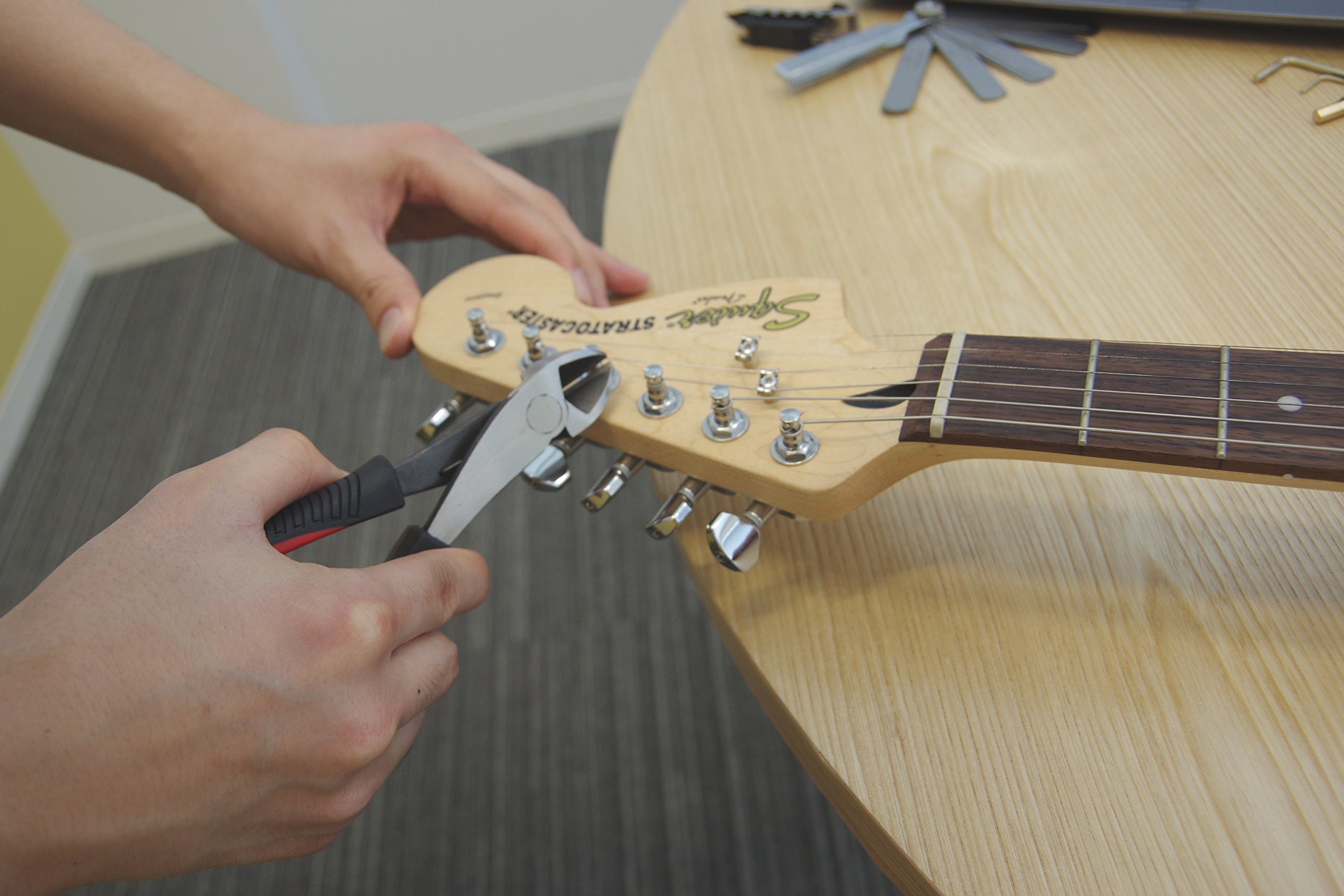 CruzTOOLS Groove Tech Guitar Maintenance Kit - Professional Guitar Repair Tools for String Change, Setup & Adjustments - Perfect for Musicians & Guitar Techs at Home or Studio