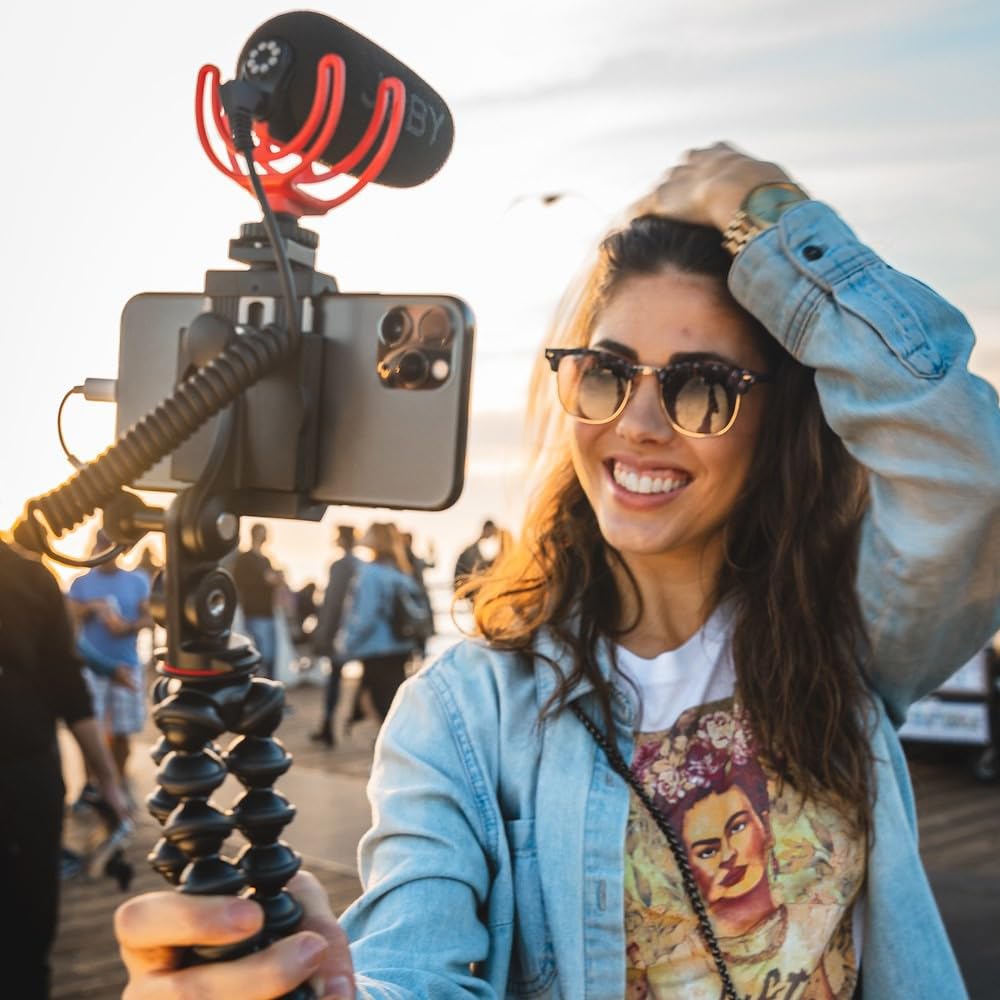 JOBY GorillaPod Advanced Mobile Vlogging Kit with Beamo LED Light & Wavo Microphone - Universal Phone Mount, GripTight Clamp & Mini Mic for YouTube Creators, Travel Vlogging, Live Streaming & Content Creation