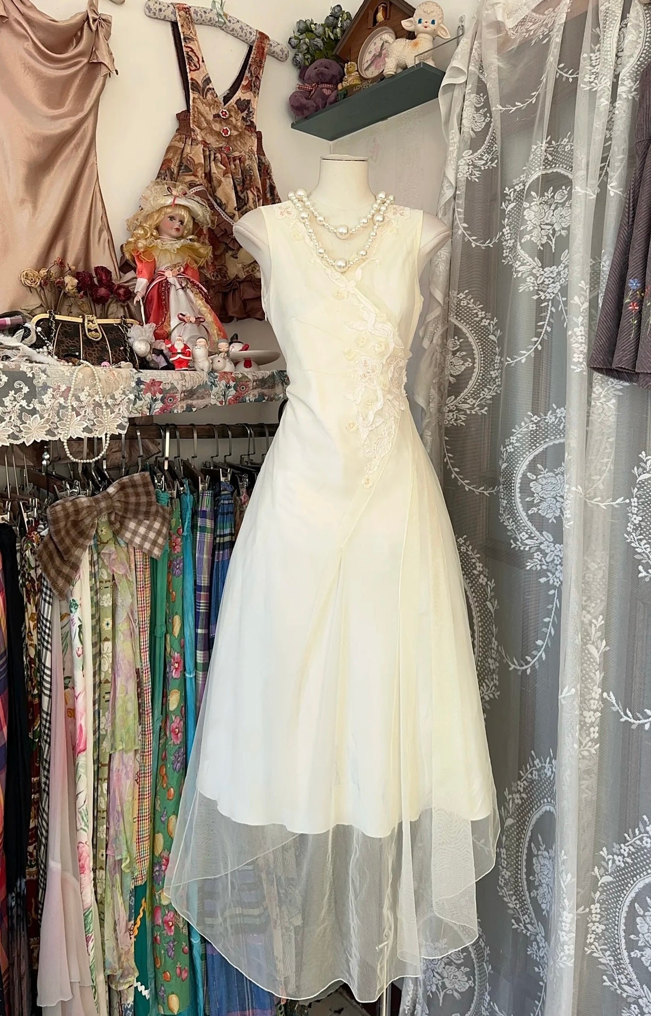 Elegant A-Line Beige Applique Formal Party Dress J6308 - Perfect for Evening Galas, Weddings & Special Occasions