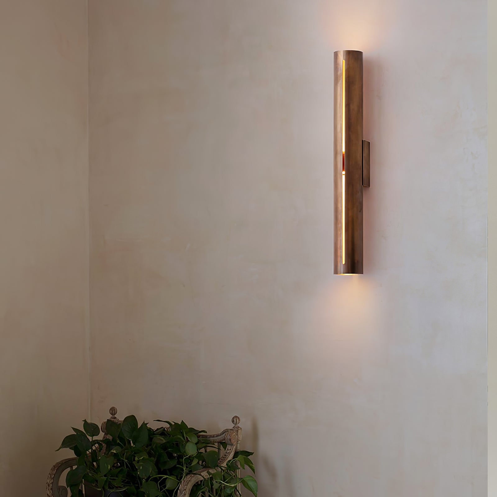 Modern Aria Cylinder Wall Light - Sleek LED Sconce for Bedroom, Living Room & Hallway - Dimmable Indoor Lighting Fixture for Home Decor