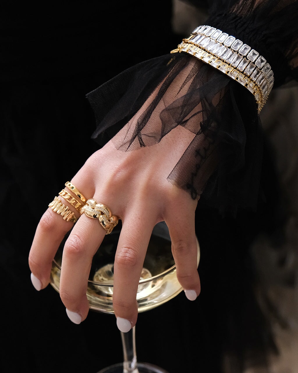 Hunter CZ Tennis & Paperclip Chain Bracelet for Women - Elegant Cubic Zirconia & Gold Plated Jewelry - Perfect for Parties, Weddings & Everyday Wear
