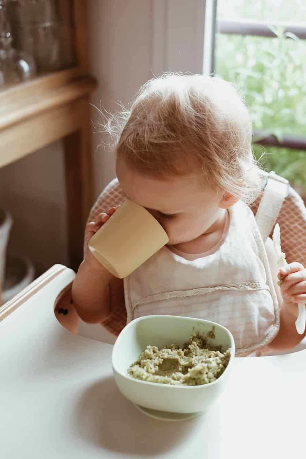 BEABA Silicone Baby Feeding Set - 4-Piece Toddler Meal Kit with Spoon, Fork, Bowl & Plate - BPA-Free, Dishwasher Safe for Easy Cleaning - Perfect for Home, Travel & Daycare Use
