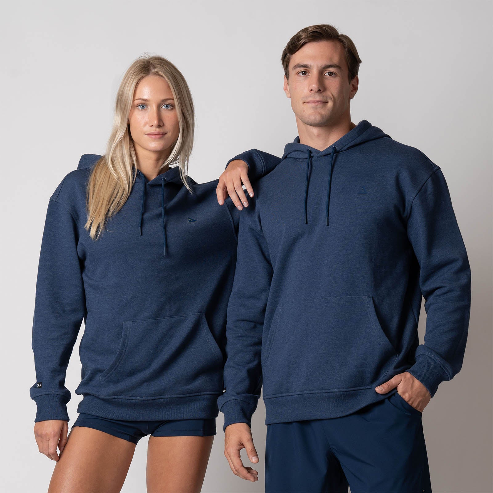 Unisex Fleece Hoodie - Soft & Warm Pullover for Men & Women - Perfect for Outdoor Activities, Casual Wear & Lounge Comfort