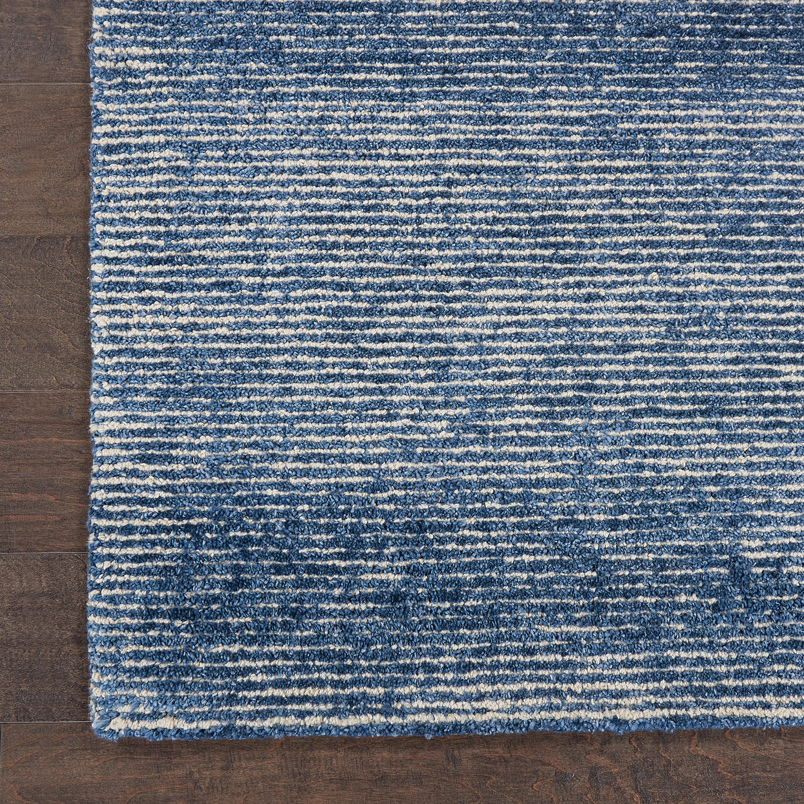 Nourison Weston Solid Aegean Blue 3'9