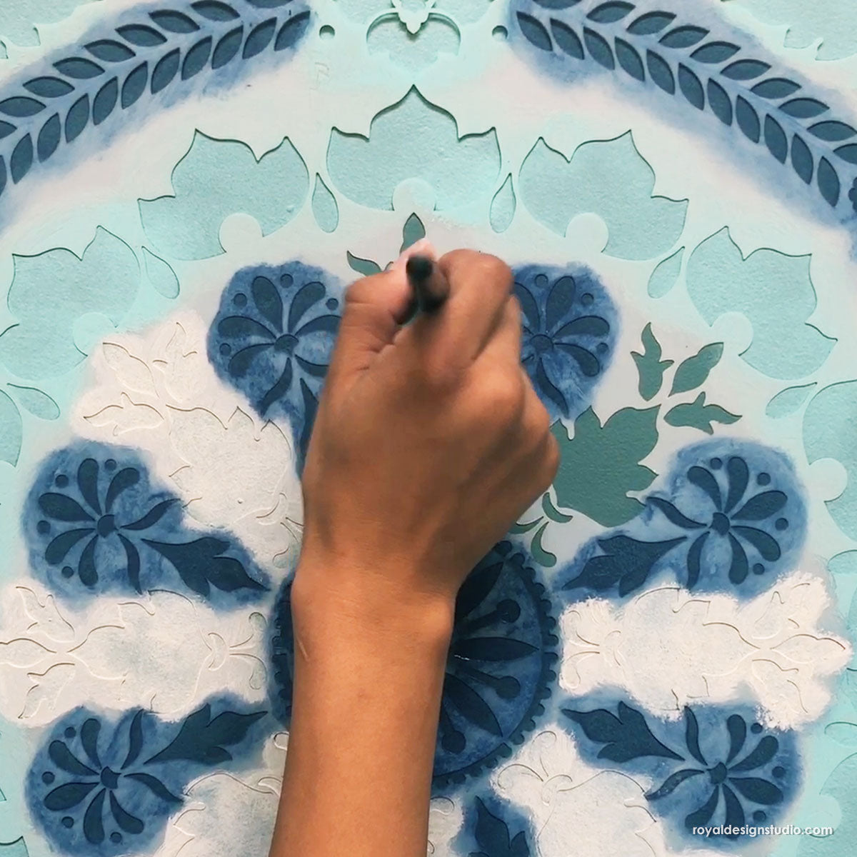 Mandala Fusion Tile Stencil - Reusable DIY Painting Template for Wall, Floor & Furniture Decoration - Perfect for Home, Yoga Studios & Meditation Spaces