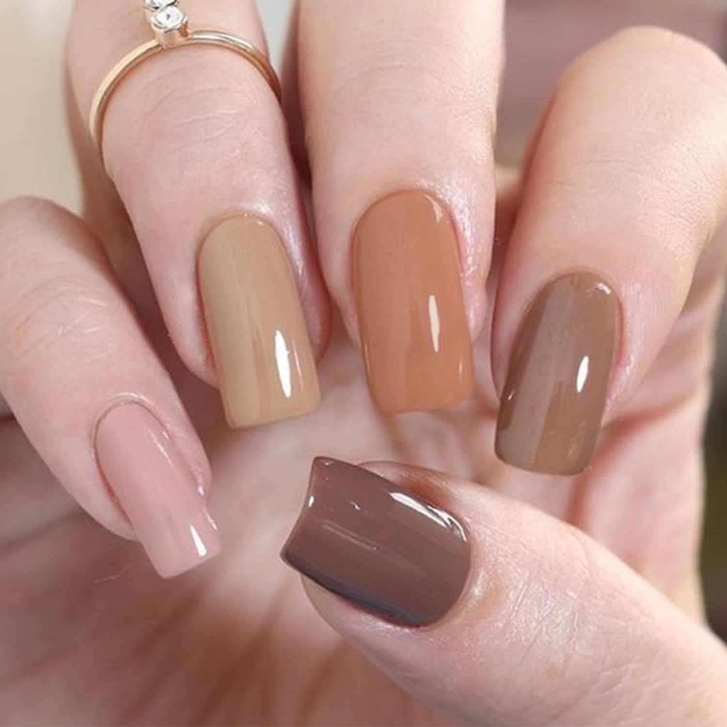 GLAMERMAID Brown Press on Nails - Medium Square Fall Jump Color | Handmade Soft Gel Fake Nails Short | Glossy Glue on Nails Kit for Women | Reusable Acrylic Stick on Nails | Perfect for Autumn Parties, Weddings & Daily Wear