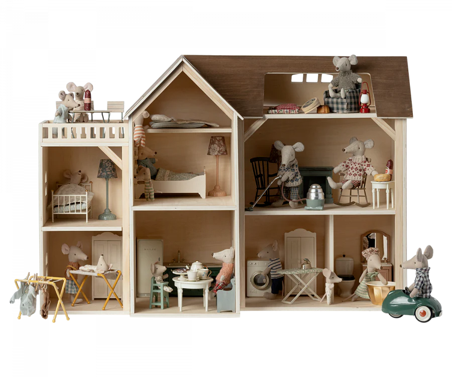 Maileg Mouse Hole Farmhouse Toy - Adorable Miniature Playhouse for Kids | Perfect for Imaginative Play, Storytelling & Collectible Displays