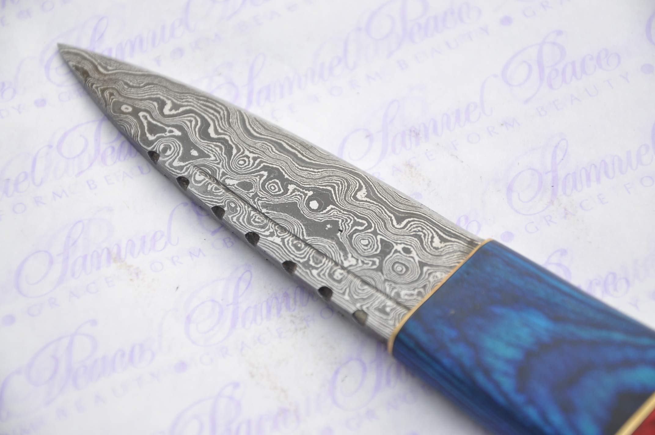 Premium Pakka Wood Sgian Dubh with Damascus Steel Blade - Handcrafted in Sheffield England - Includes Leather Sheath & Gift Box - Perfect for Scottish Weddings, Highland Dress & Collectors