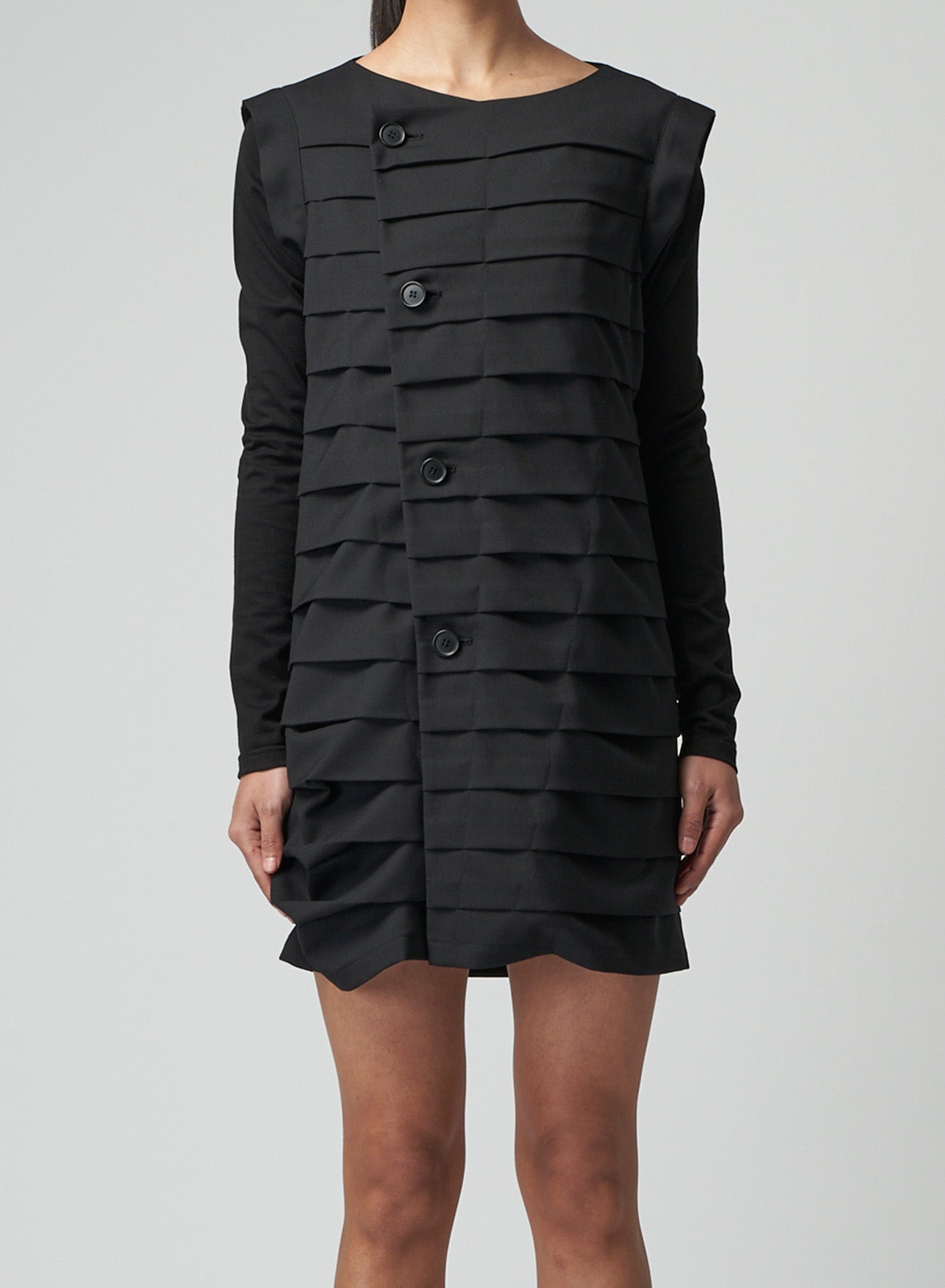 Elegant Women's Dress with Horizontal Pleats - Flowy & Stylish for Casual Outings, Office Wear & Special Occasions