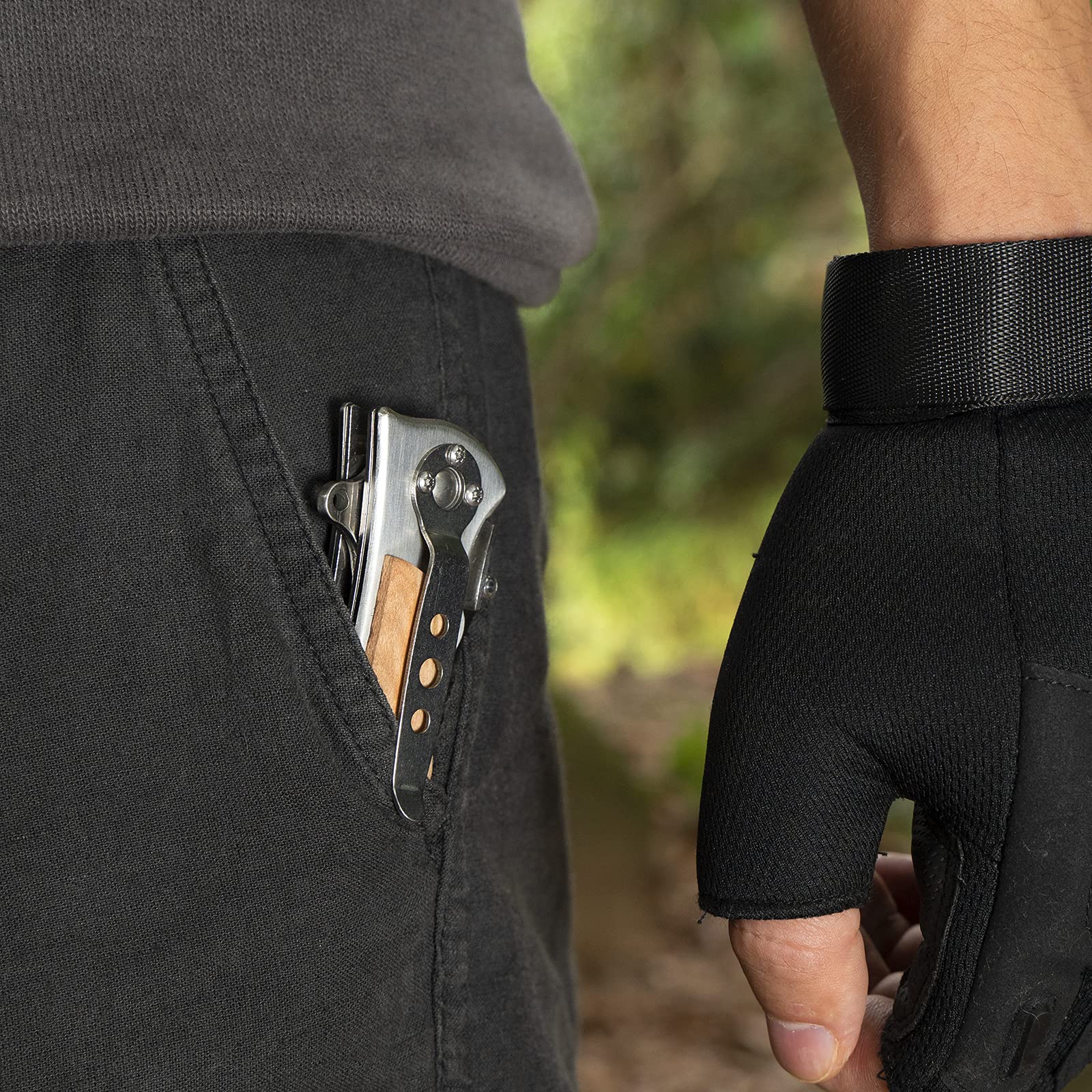 GVDV Tactical Pocket Folding Knife for Men - 7Cr17 Stainless Steel Blade with Safety Liner-Lock - Compact EDC Knife for Camping, Hunting, Fishing & Survival - Silver | Perfect for Outdoor Adventures, Everyday Carry & Emergency Situations