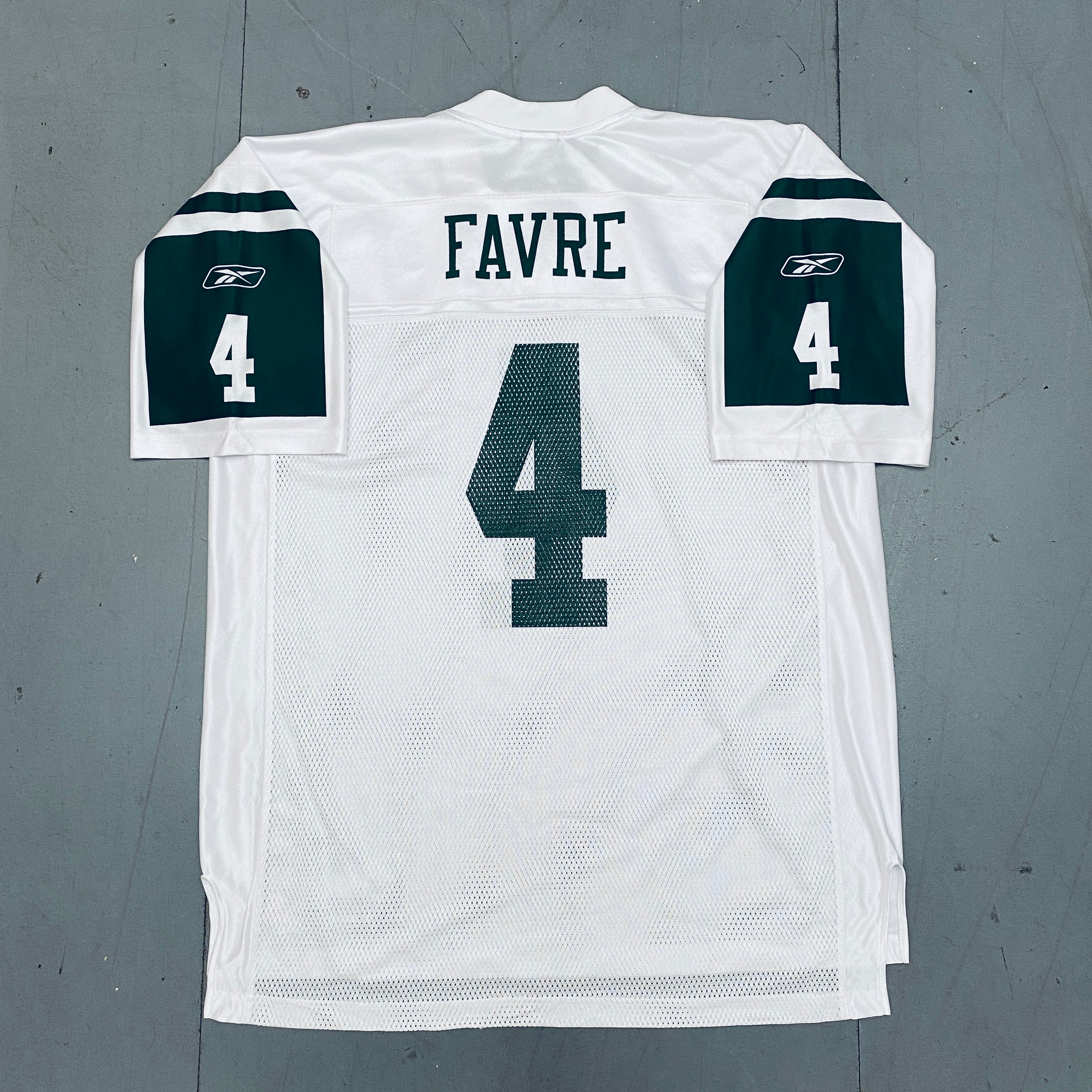 New York Jets Brett Favre 2008/09 NFL Jersey - XL Size - Authentic Football Fan Gear for Game Day & Sports Collectibles