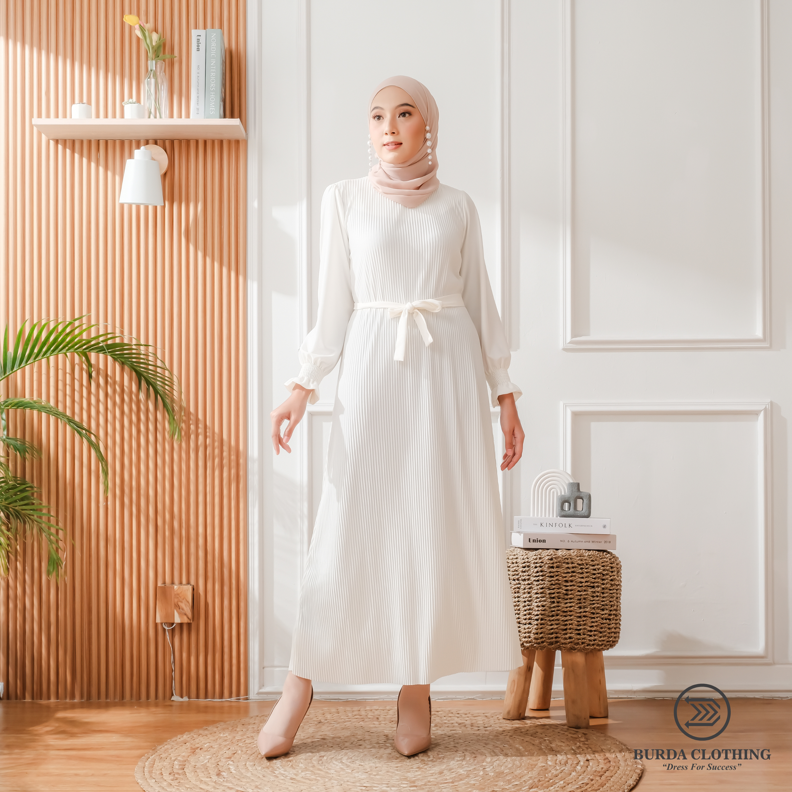 Women's Plain White Dress - Elegant & Comfortable Casual Wear for Office, Party & Everyday Outfits